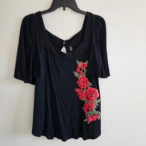 Lapis Anthropologie Black Floral Embroidered Patch Flutter Sleeve Top Size M